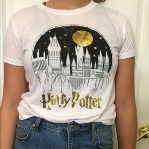 ✨Hogwarts shirt✨